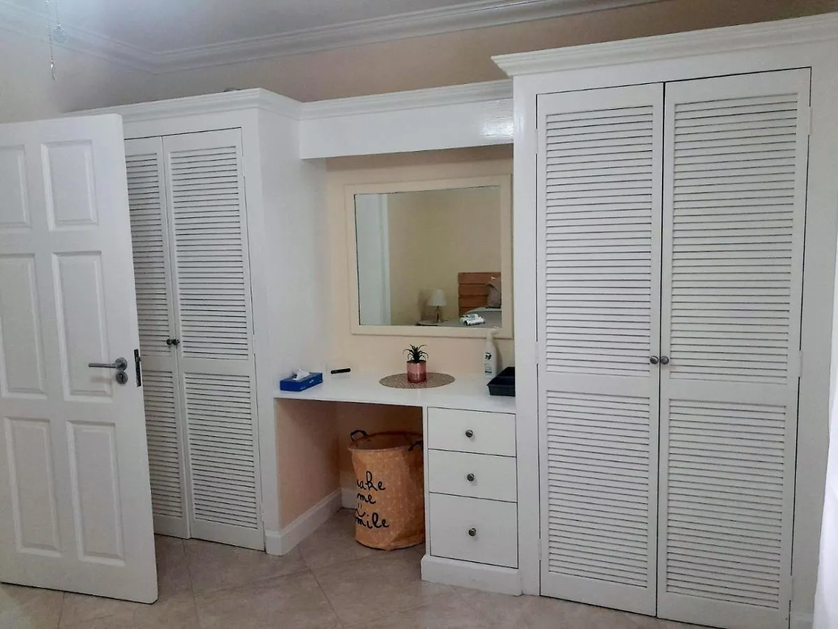 New-#5 Westland Villa Across From West Coast Beach Saint James